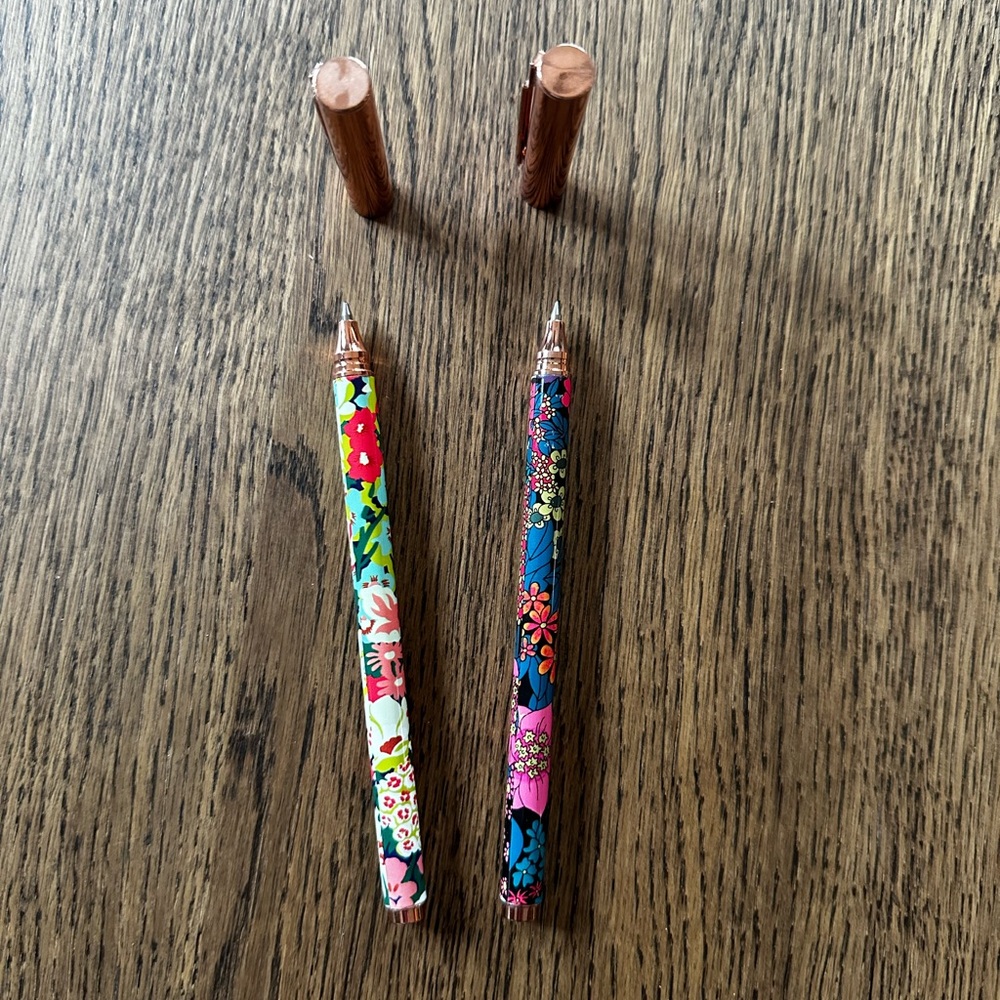 Floral Patterned Pens Set - Picture 3 of 3